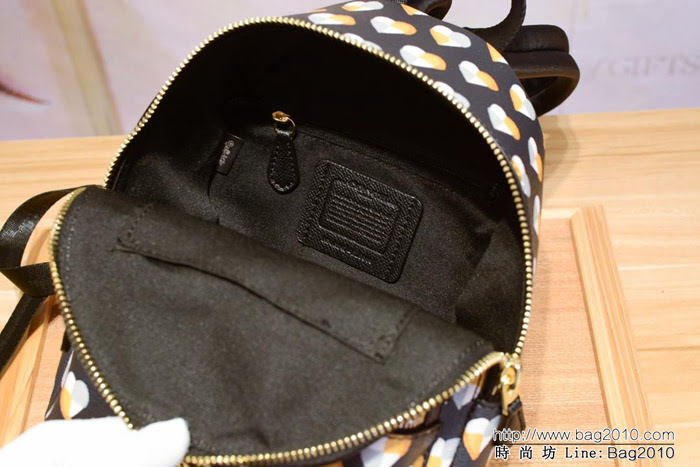 COACH蔻馳 25915 愛心款迷你背包 潮流時尚兼實用 出門出遊 必備單品 小巧可愛款  Chz1134